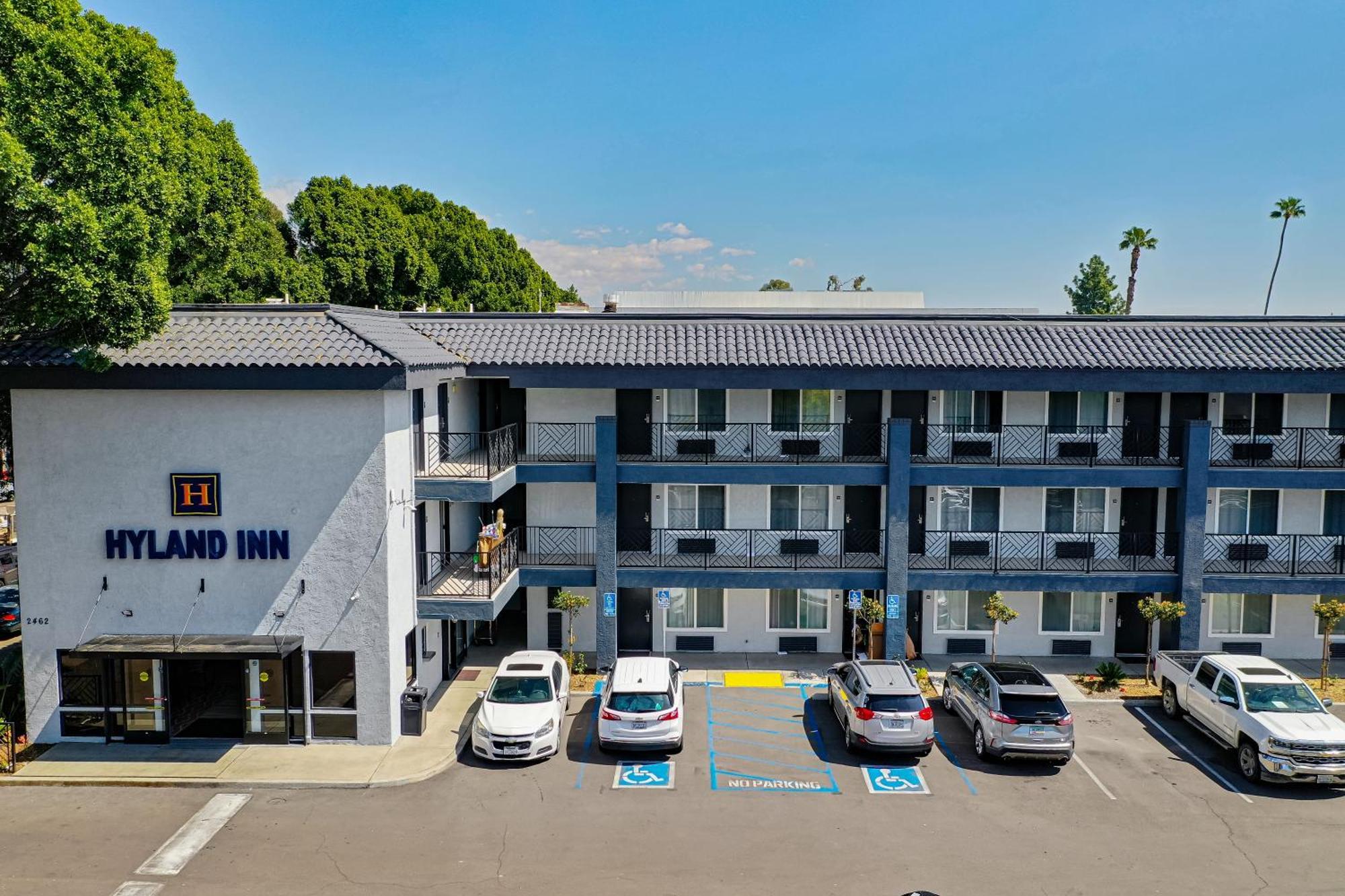 Hyland Inn Near Pasadena Civic Center Екстериор снимка