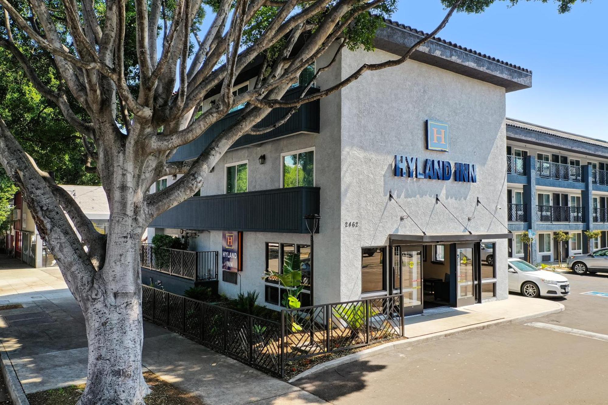 Hyland Inn Near Pasadena Civic Center Екстериор снимка