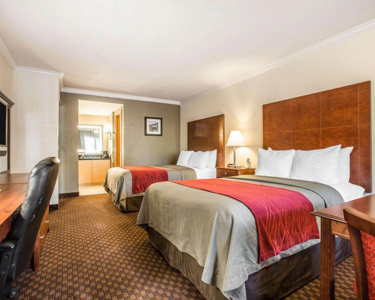 Hyland Inn Near Pasadena Civic Center Екстериор снимка