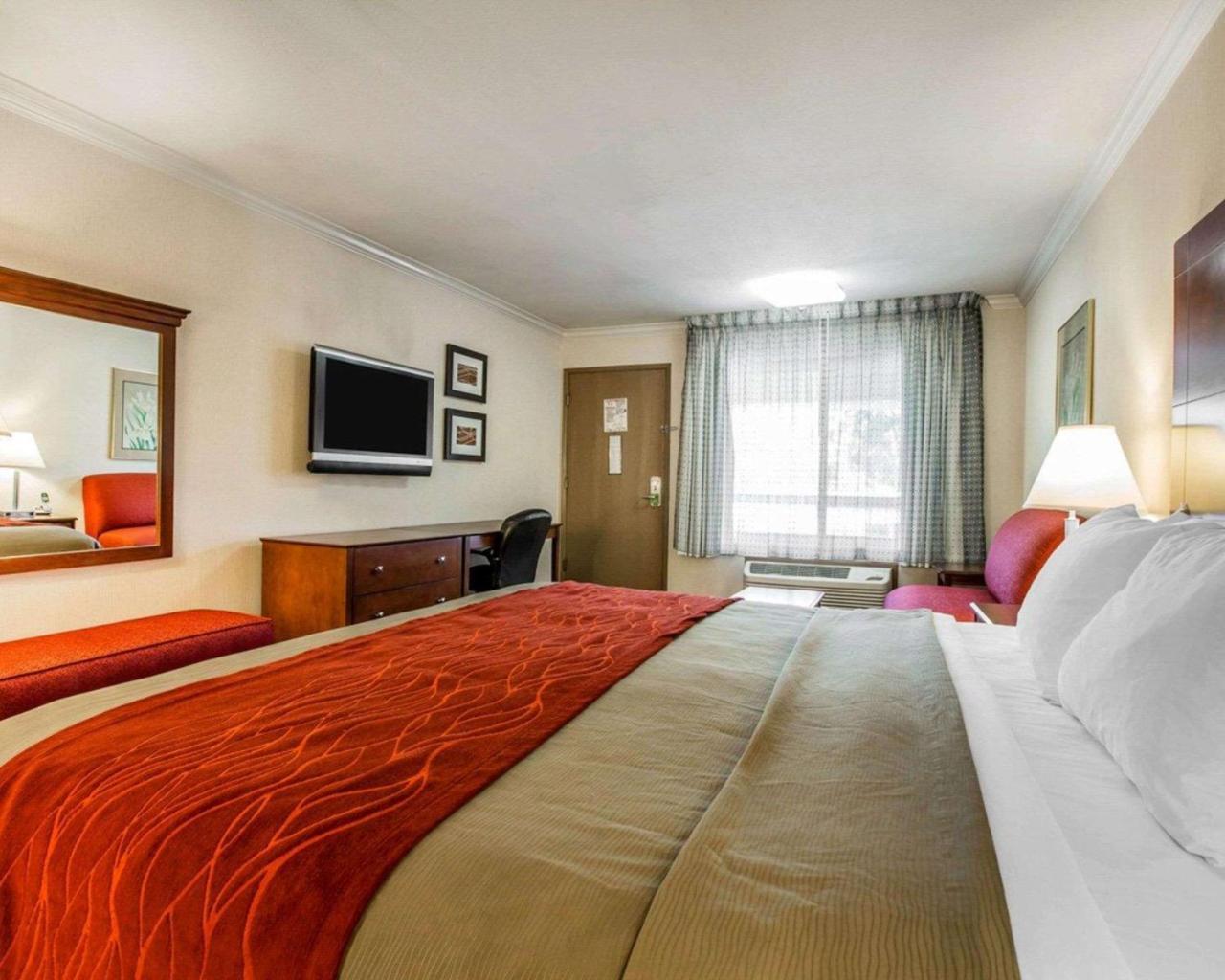 Hyland Inn Near Pasadena Civic Center Екстериор снимка