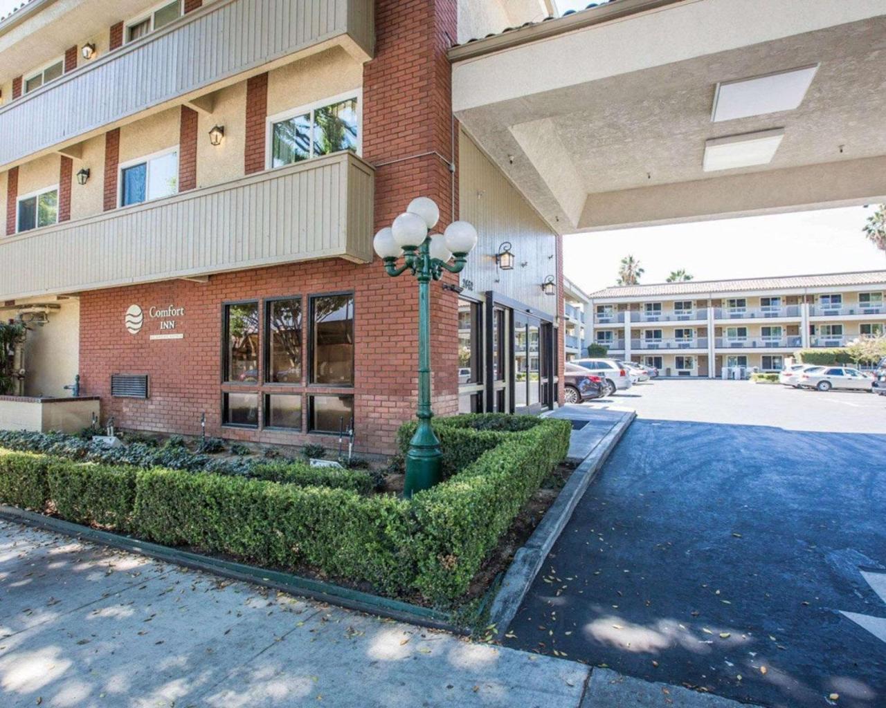 Hyland Inn Near Pasadena Civic Center Екстериор снимка