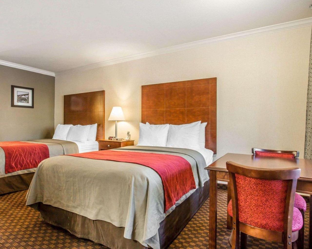 Hyland Inn Near Pasadena Civic Center Екстериор снимка